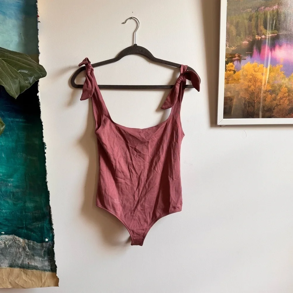 NWT Free People Lola Tie-Shoulder Backless Bodysuit Small Mauve